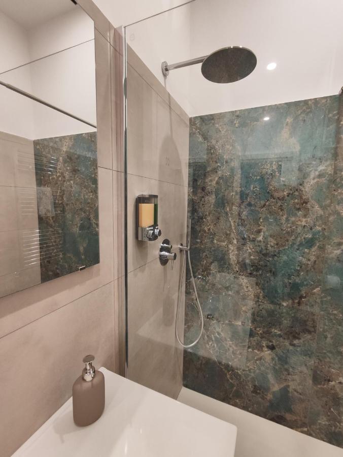 Santa Lucia Luxury Apartment 那不勒斯 外观 照片