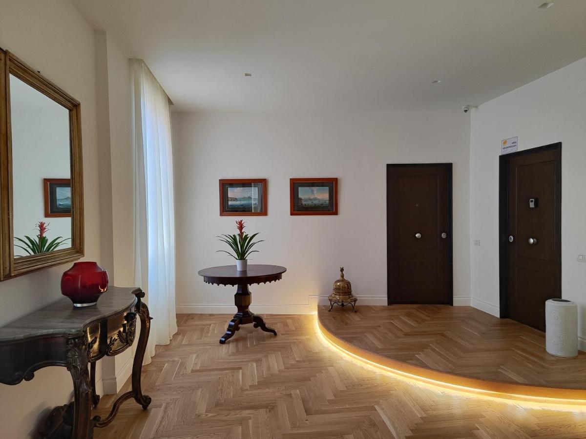 Santa Lucia Luxury Apartment 那不勒斯 外观 照片