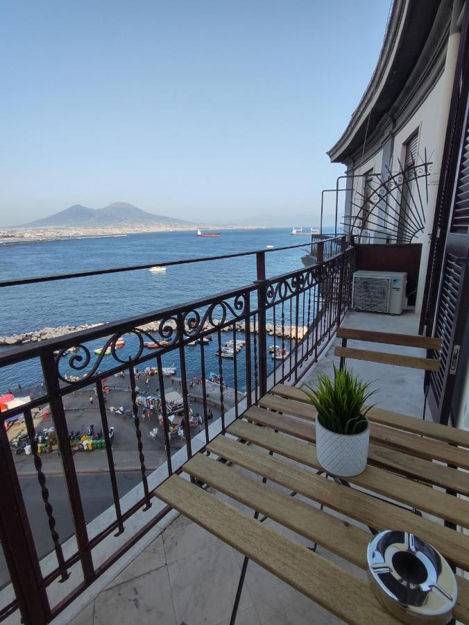 Santa Lucia Luxury Apartment 那不勒斯 外观 照片