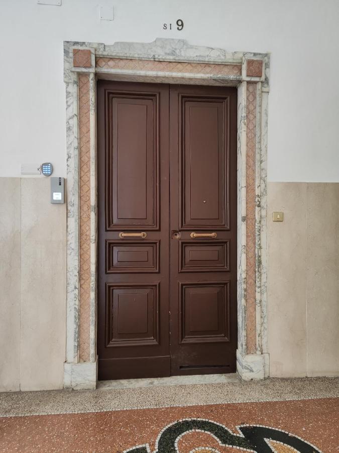 Santa Lucia Luxury Apartment 那不勒斯 外观 照片